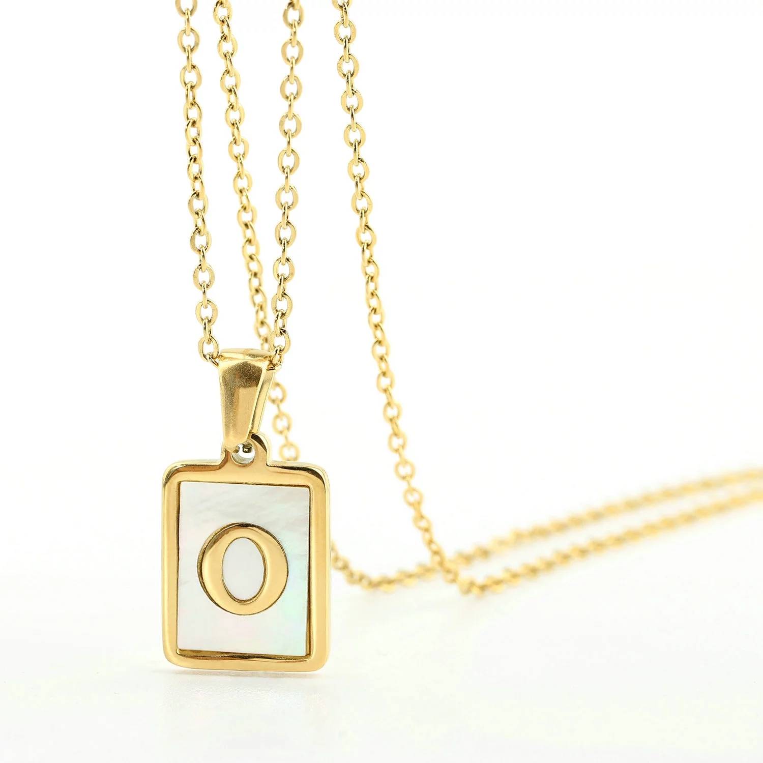 New 18K Gold 26 Letters A-Z Initial Necklace For Women White Rectangle Alphabet Charm Pendant Necklace Party Jewelry Accessories