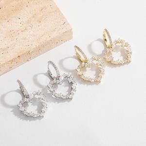 Hip Hop Statement Heart Earring Jewelry Women Gold Plated Diamond Heart Drop Earrings Iced Out Heart Charms Earrings