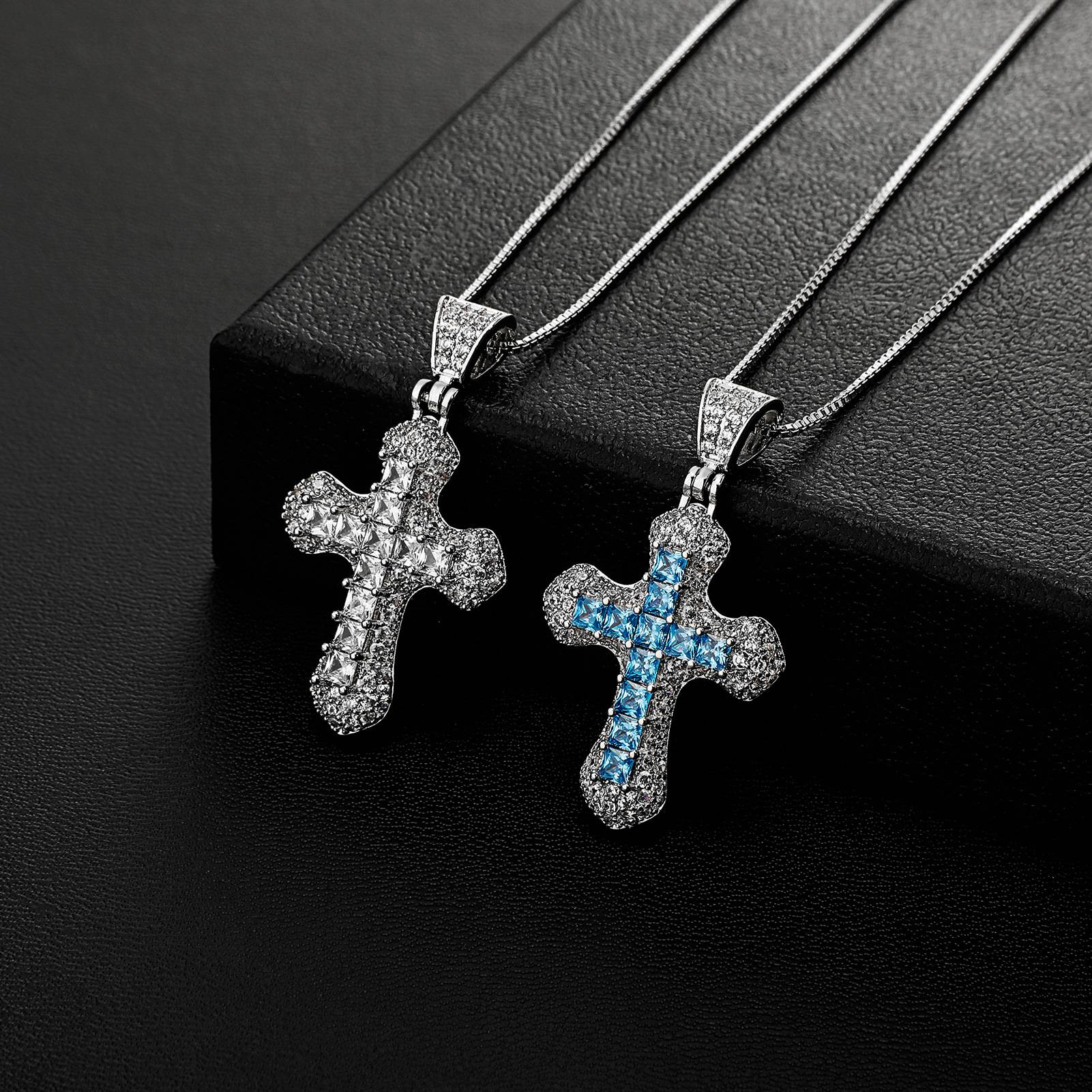 The Hip Hop Style Blue Cross Pendant Necklace Iced Out Cubic Zircon Hip Hop Gold Silver Color Men Charm Chain Jewelry
