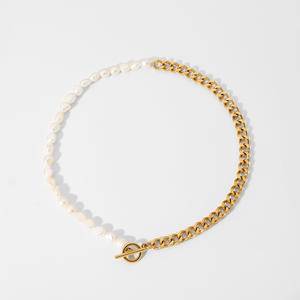Casual Pearl Necklace OT Buckle Cuban Chain Necklace Stainless Steel Half Cuban Chain Half Freshwater Pearl Connected Necklaces