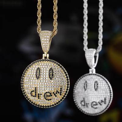 Smiling Face Ice Out Charm Pendant Hip Hop Bar Party Decoration Drew Round Face Necklace Rapper Gift Jewelry