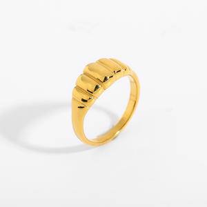 Fashion INS Layering Pattern Smooth Round Cow Horn Bag Ring Electroplating 18k Gold Plated Stainless Steel Women's Rings Jewelry