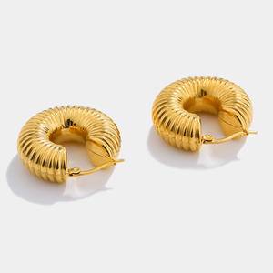 High Quality Stylish Gold Plated Stainless Steel Hoop Earrings For Women Unique Snail Shell Hollow Earrings Jewelry Accessories