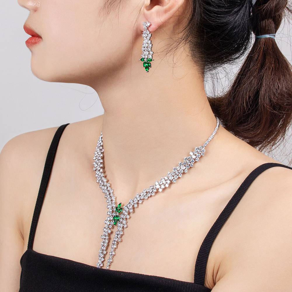 High Quality Women Luxurious Dangle Earring Necklace Set Jewelry Fashion Luxury Ladies Bling Zircon Wedding Engagement Jewellery