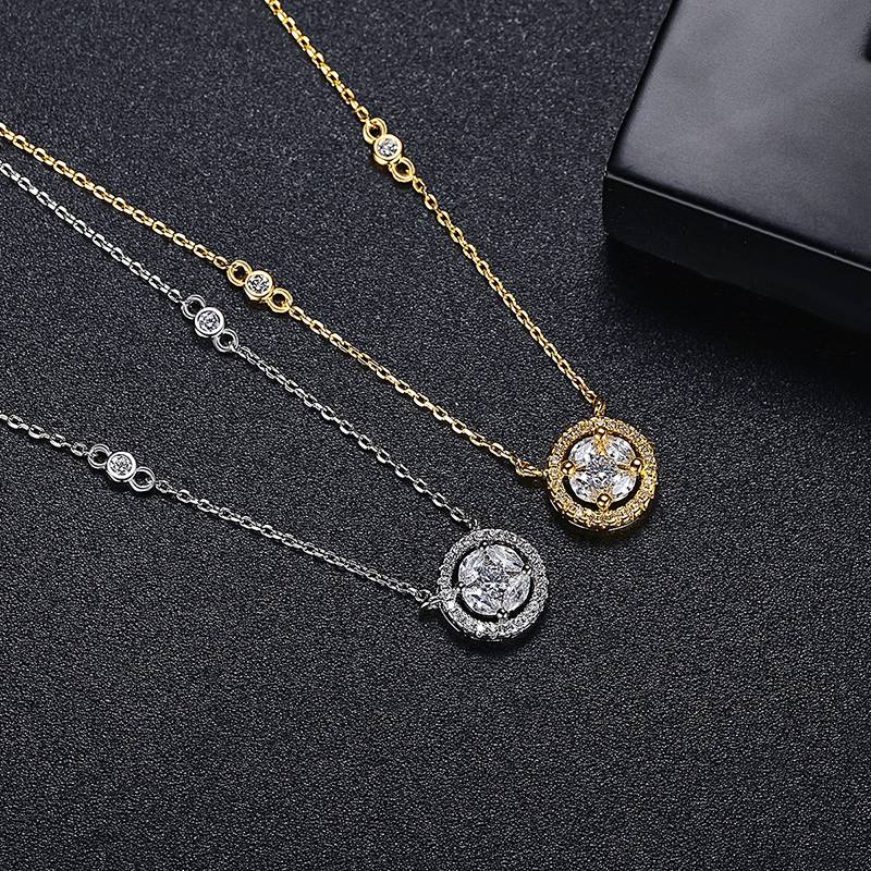 Luxury Elegant Ladies Circle Pendant Necklace Trend Exquisite Shining Charm Chain Necklaces Gift High Quality Woman Neck Jewelry