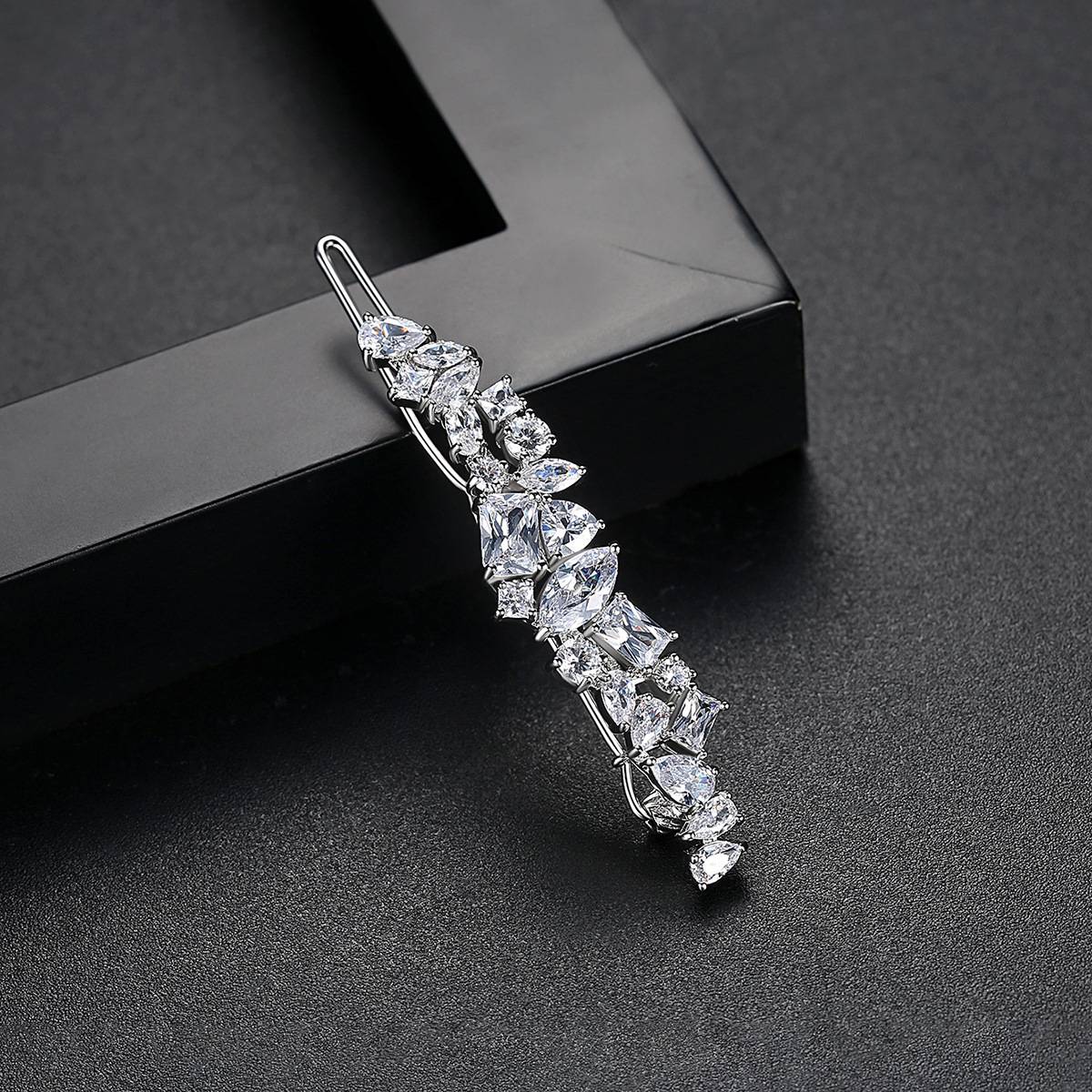 Luxury Bridal Wedding Hair Pin Fashion Ladies Brass Cubic Zircon Barrette Women Sparkling Elegant Anniversary Clips Head Jewelry