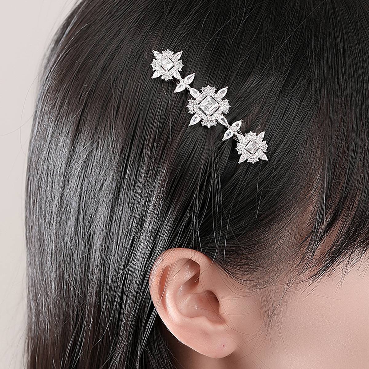 Luxury Cute Square Zircon Hairpin Fashion Ladies Barrette Girls Gifts Trendy Sparkling Elegant Clips Bridal Wedding Head Jewelry