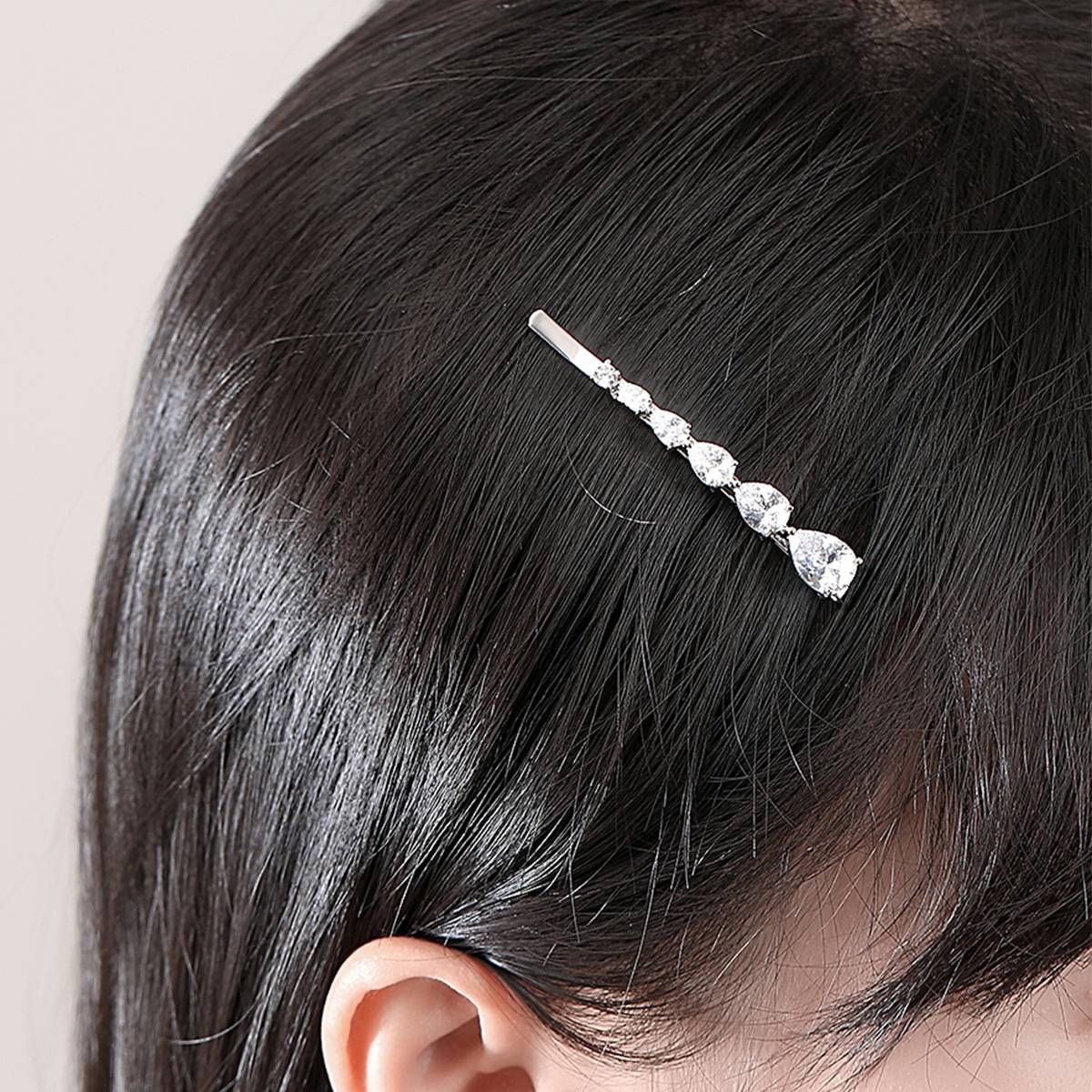 Luxury Droplet Design Straight Hairpin Fashion Girls Simple Zircon Barrette Women Sparkling Elegant Hairgrip Bridal Head Jewelry